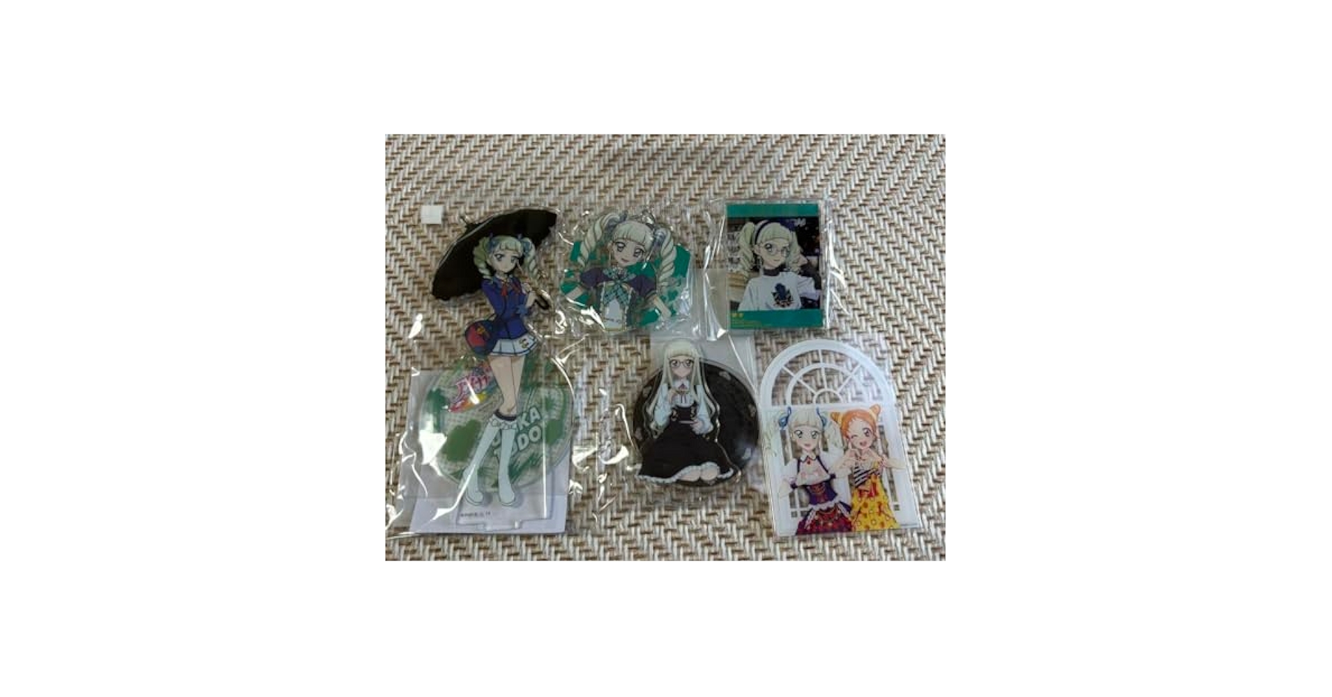 Amazon.co.jp: 藤堂ユリカ アイカツ グッズ アクリルスタンド