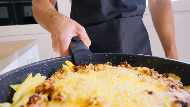 Arthur Martin - Batterie De Cuisine 10 Pièces, Poêles 20-22-26 Cm, Casseroles 16-18 Cm, Couvercles Hermétiques, Ustensiles En Bois Et Silicone, Aluminium 2,5 Mm, Céramique, Bleu