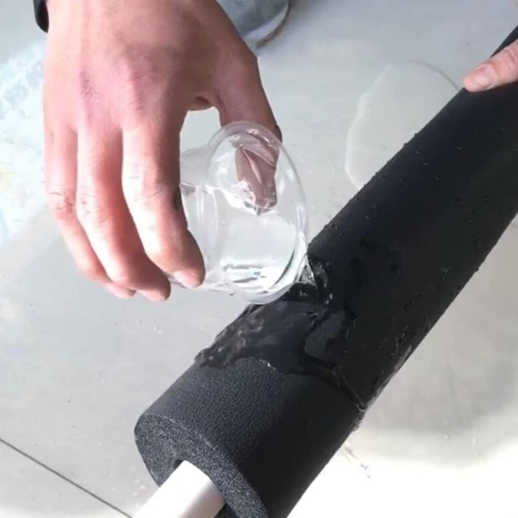 tubo isolante in schiuma, Tubo in schiuma isolante for tubi Gomma nitrilica nera Antigelo(43MM*15MM*1.8M)