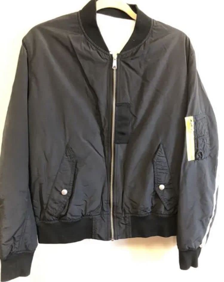 ONE OK ROCK ワンオク MA-1  Lサイズ Amazon.co.jp: ワンオク ma-1 one ok rock 完売品サイズ MLIVE