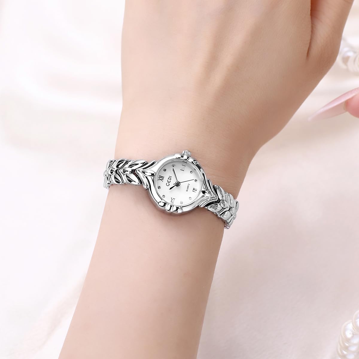 Gosasa Luxury Women's Quartz Dress Watch Vintage Bracelet Casual Wristwatch for Ladies with Roman Numerals & Crystal Markers Fashion Gift for Women