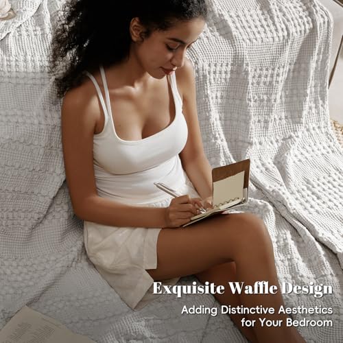 Image of PHF 100% Cotton Waffle Blanket King Size for Bed, Lightweight Breathable and Soft for Summer, Luxury Aesthetic Waffle Weave Blanket for Home Decor & Gifts for Women, 108 inchx90 inch, Light Grey