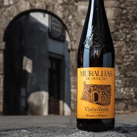 Indulge in Muralhas de Monção Vinho Verde – Order Your 75cl Bottle of Elegance (12.5% ABV) – ValueAccess