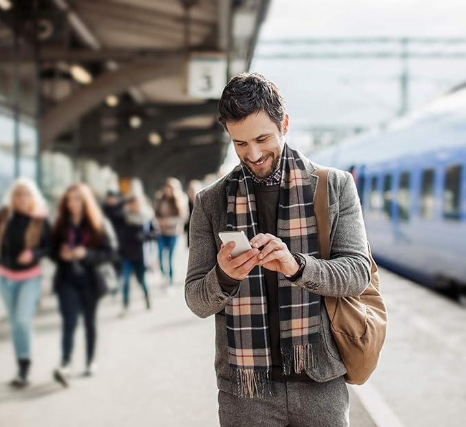 Soft Cashmere Feel Winter Scarf Women and Men Classic Plaid Scarf2