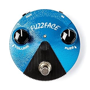 Silicon transistors spec’d from a 1970 Fuzz Face Legendary Fuzz Face tones in a pedalboard-friendly housing Status LED, AC power jack & battery door Model Number: FFM1