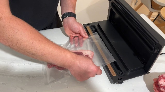 Reusable Vacuum Sealer Bags For Food, 20 BPA-Free Small (8 X 8in) Food Storage Bags