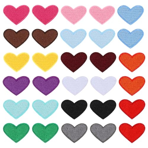 Andibro Lot de 30 patchs thermocollants en forme de cœur, 15 couleurs, mini patchs thermocollants 2,5 x 2 cm, appliques pour enfants pour chapeaux, sacs à...