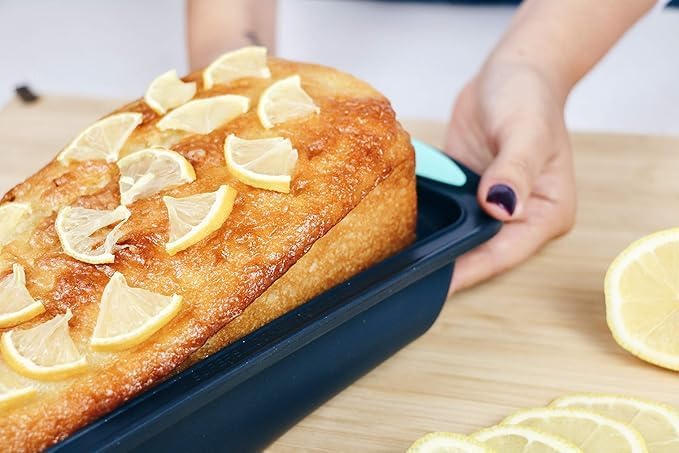 Food-Grade Silicone Loaf Pan, Heat Resistant Non-Stick Flexible Baking Mold, Easy Release Tray for Homemade Banana Bread, Toast, Pound Cake & Meatloaf