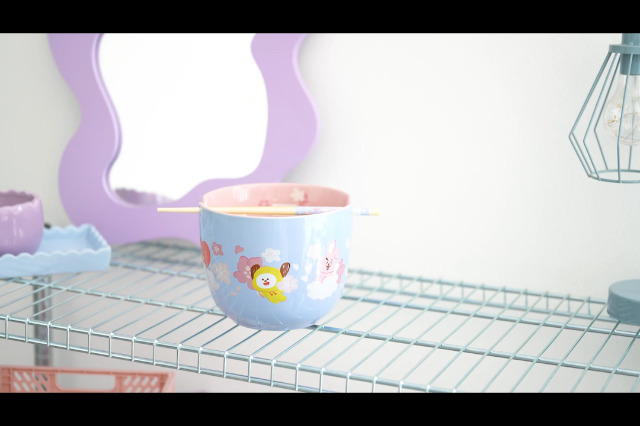 Grupo Erik - BT21 Kawaii Ramen Bowl | 1.4L with Chopsticks