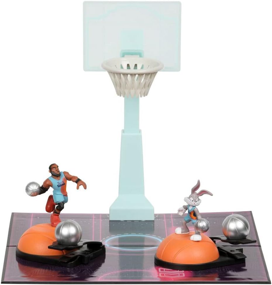 A New Legacy - Gametime Playset with Lebron & Bugs Bunny Figures