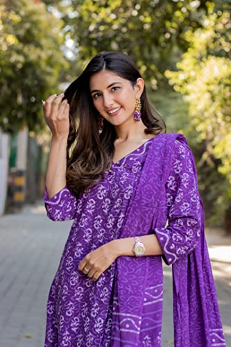Image of GoSriKi Women's Rayon Blend Straight Printed Kurta with Pant & Dupatta