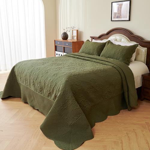 Image of EVENHUG Oversized King Bedspreads California King Quilt Set with Pillow Shams Extra Wide Large King Size Quilts Lightweight Coverlet Bedding Sets Olive Green 120 inchx120 inch