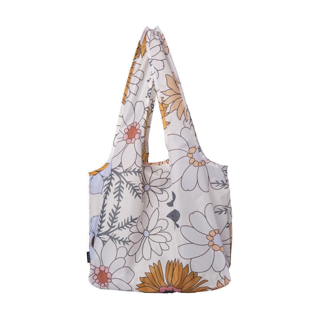 Thread Wallets Market Tote - Reusable Bag for Farmers Markets and Shopping, Foldable for Easy Storage