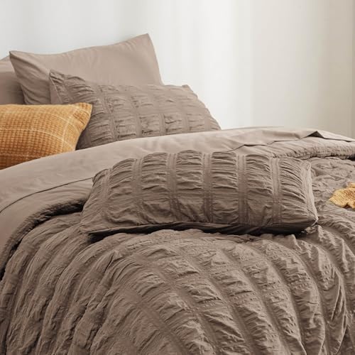 Bedsure Bed in a Bag Queen - 7 Pieces Plaid Seersucker Bedding Comforter Sets, Soft Lightweight Affogat Boho Bed Set with Comforters Queen Size, Sheets, Pillowcases & Shams