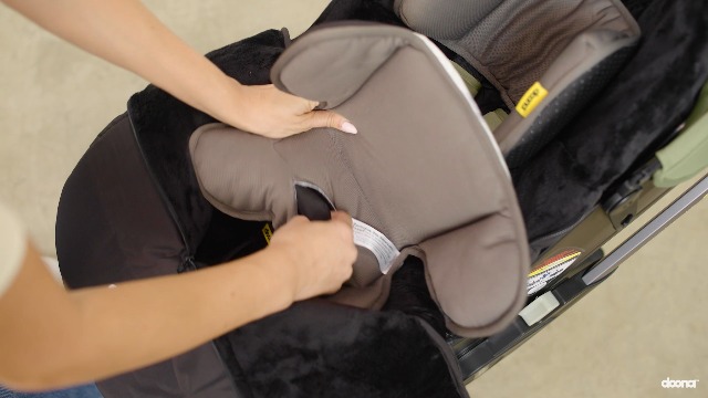 Amazon.com : Doona Car Seat & Stroller, Nitro Black - All-in-One Travel  System : Baby