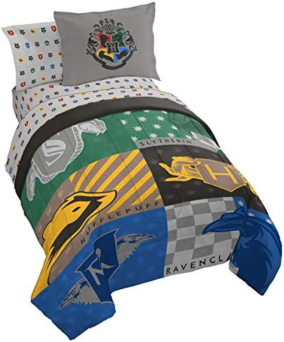 Jay Franco Harry Potter House Pride 5 Piece Twin Bed Set - Includes Comforter & Sheet Set - Bedding Features Hogwarts Houses - Super Soft Fade Resistant Microfiber (Official Harry Potter Product)