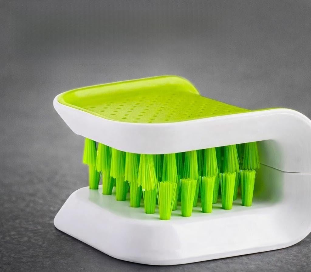 Premium Seat Belt Cleaning Brush, Green and White