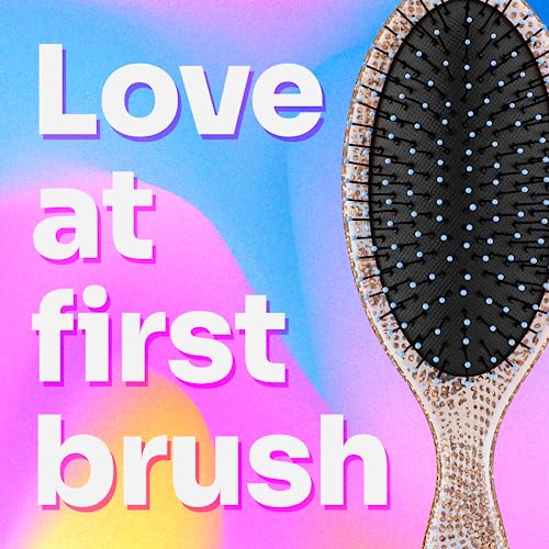WetBrush Original Detangler Hair Brush, Ultra Soft Intelliflex Bristles to Gently Separate Knots With Ease - Image 4