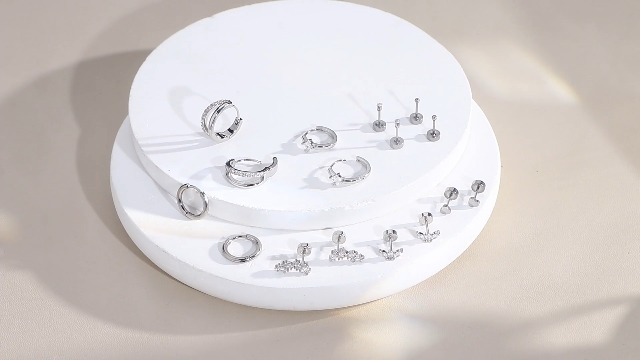 Chriscoco 10Paia Orecchini Donna Acciaio Chirurgico Piercing Orecchio Anallergici Set Orecchini a Cerchio Argento Placcato Oro 14K Piercing Cartilagine Helix Trago Conch Gioielli per Donna