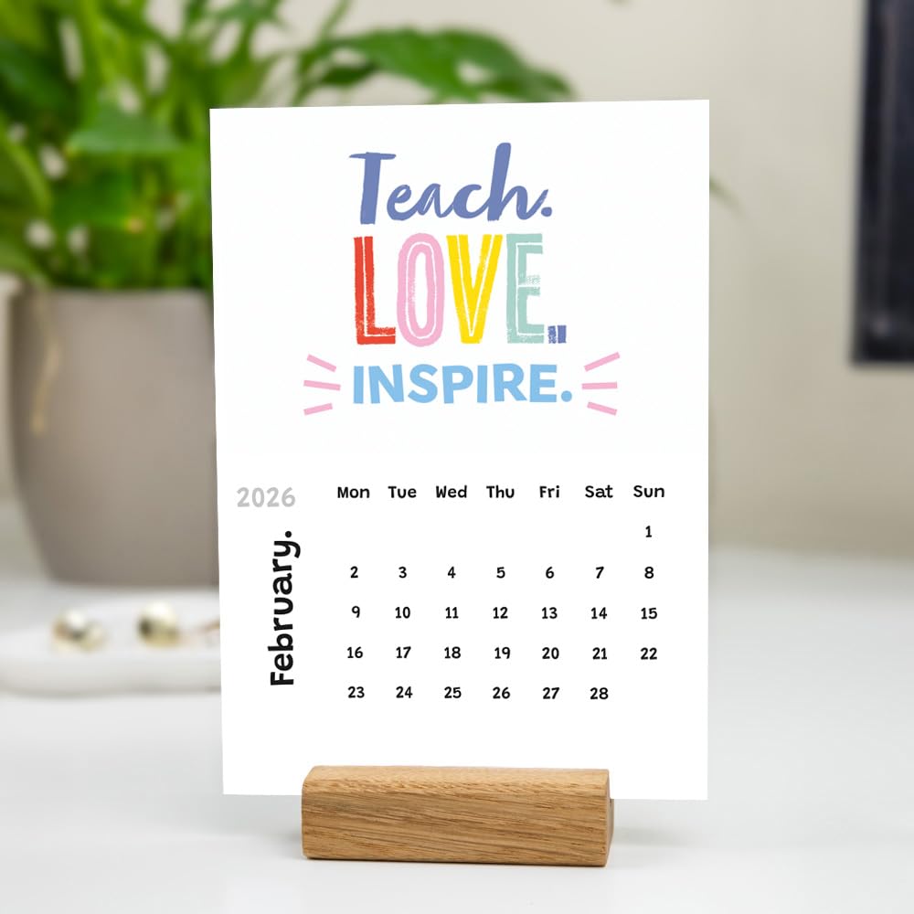 Teacher Desk Calendar - Year 2026 - Books (57 0001)