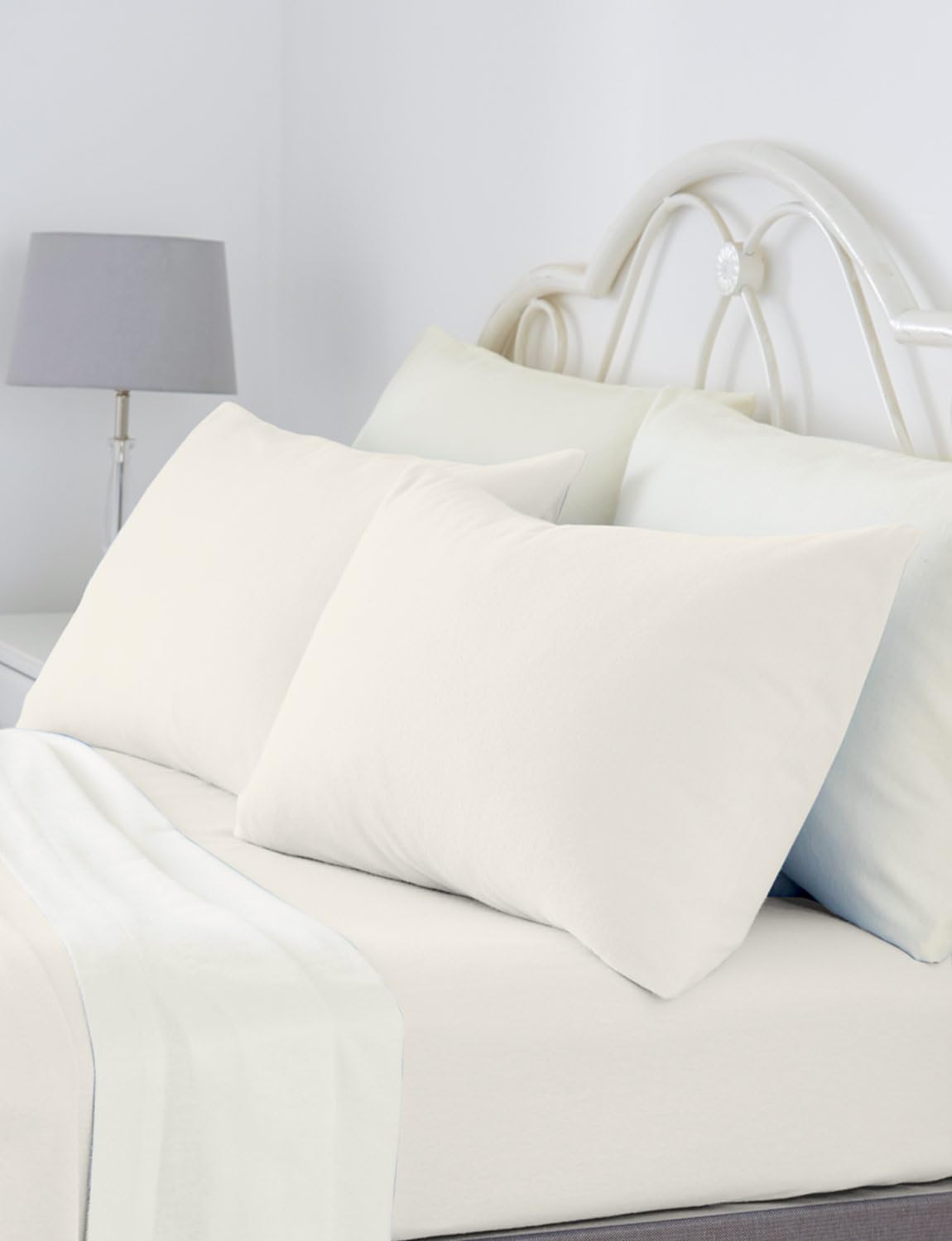 Vantona Plain Dyed Napguard Flannelette Pillowcase Pair 170gsm Brushed Cotton Cream One