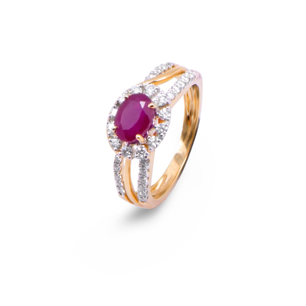 JoyalukkasPride Diamond Collection 18k Yellow Gold and Diamond Ring