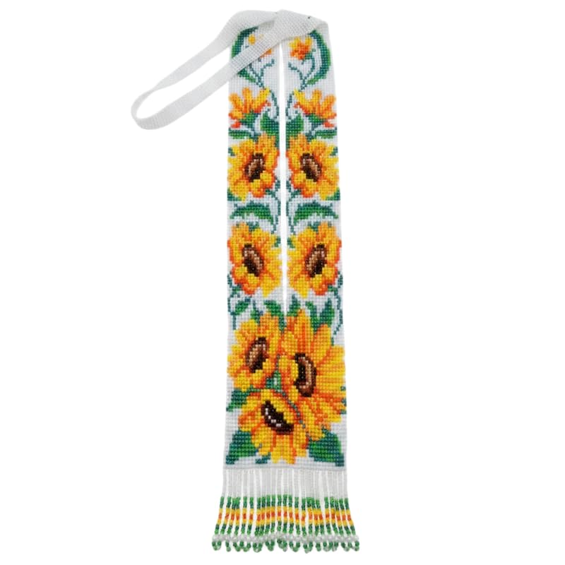 Collier ukrainien Gerdan et perles de rocaille pour célébrer l'artisanat du monde