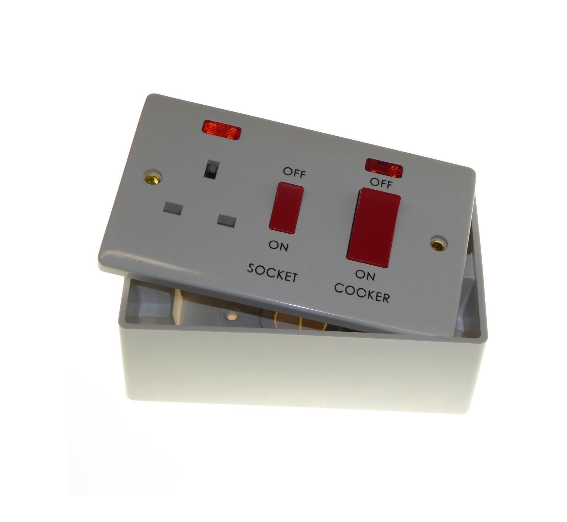 45 Amp Double-Pole Cooker Switch with Neon Indicator with 47 mm Back/Pattress Box