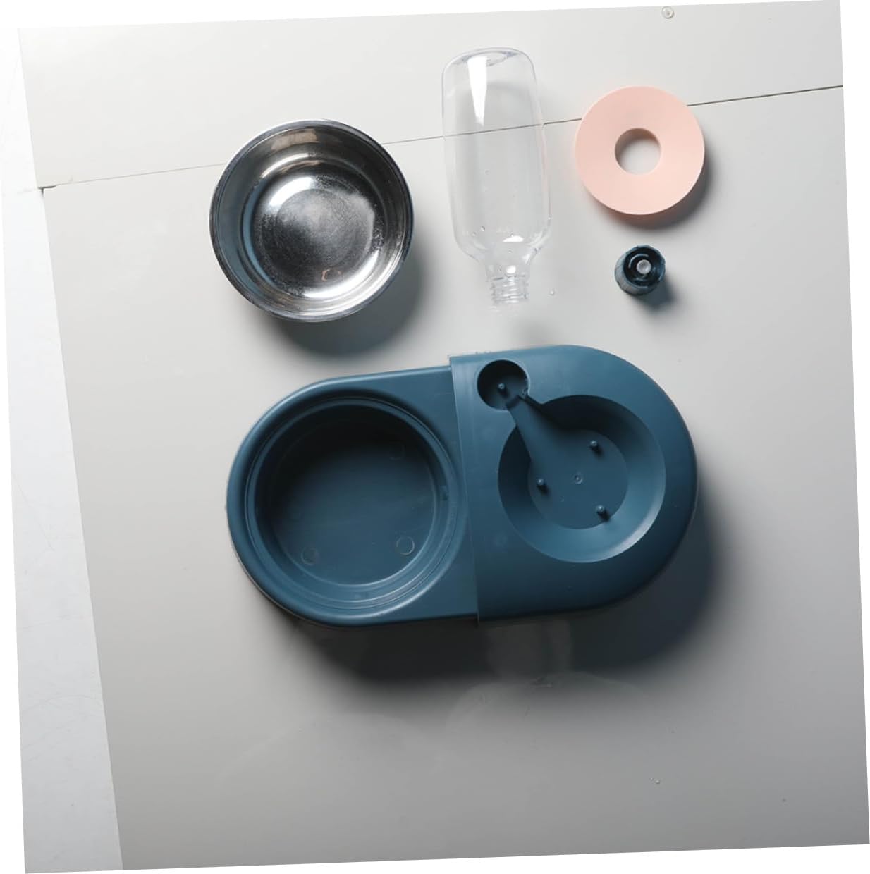 SUPVOX Pet Feeder and Dog Bowl with Automatic Water Dispenser, Spill-Resistant Blue Pet Food Bowl for Cats and Dogs, Suitable for Home Feeding and Travel