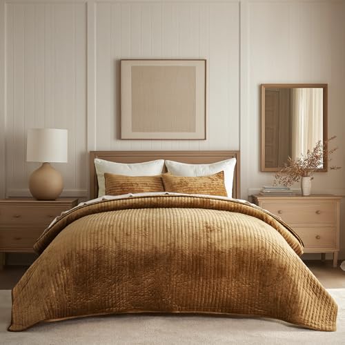EverGrace Stripe Channel Luxury Velvet Quilt Set Queen Size, Gold Yellow