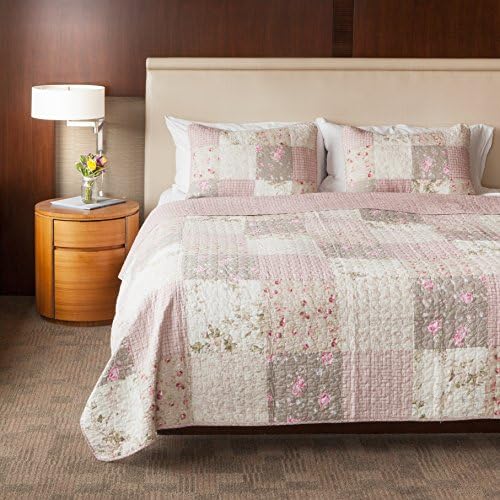 SLPR Secret Garden 3-Piece Cotton Queen Bedding Set - Pink Floral Quilt with 2 Shams: Country Chic Comforters Queen Size, Farmhouse Bedding, Floral Bedspread, Lodge Bedding Sets & Collections