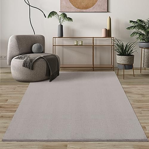 Mia\'s Teppiche Comfort Moderner Flauschiger Kurzflor Teppich, Anti-Rutsch Unterseite, Waschbar bis 30 Grad, Super Soft, Felloptik, Sand, 140 x 200 cm Mia\'s Teppiche Comfort Moderner Flauschiger Kurzflor Teppich, Anti-Rutsch Unterseite, Waschbar bis 30 Grad, Super Soft, Felloptik, Sand, 140 x 200 cm