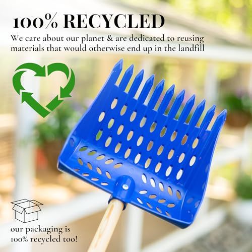 Image of The Coop Scoop Shelf 2-in-1 Chicken Poop Scooper & Rake, 10 inch Handle