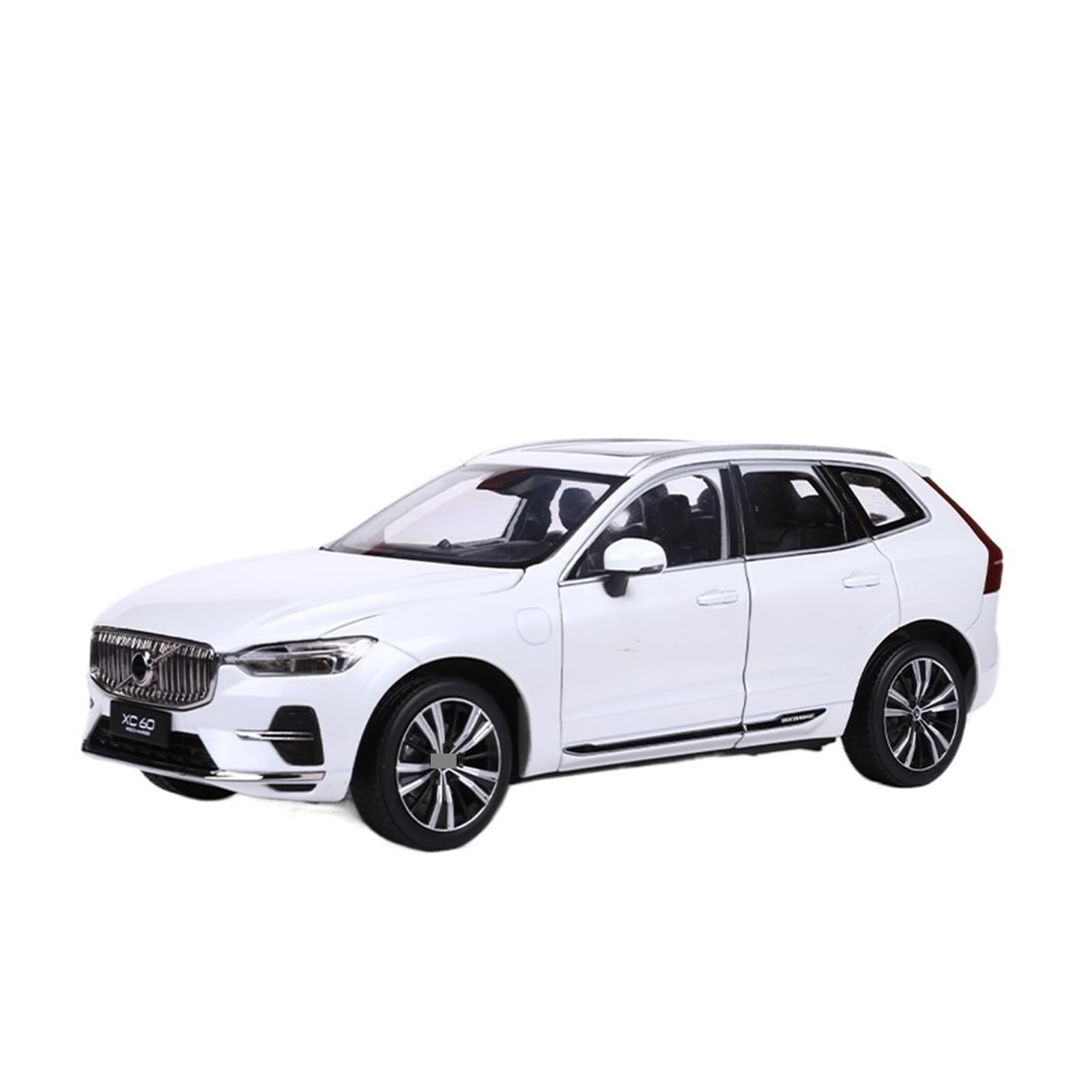 Amazon.co.jp: ミニカーモデル に適合する ボルボ XC60 2022 1/18 SUV 