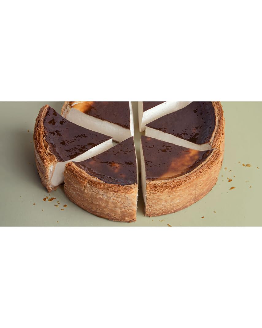 WONDERBOX - Grands Pâtissiers À Paris - Coffret Cadeau - Idée Cadeau Gastronomie | 1 sélection de pâtisseries à récupérer - Adresses parisiennes de renom - Macarons, tarte, éclair, flan vanille, Paris-Brest