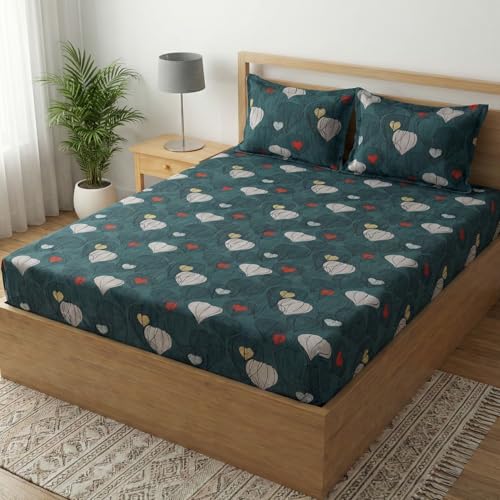Image of Fashion String Microfibre Double Heart Corner Elastic Fitted Double Bedsheet (72x78 Inches) with 2 Pillow Covers