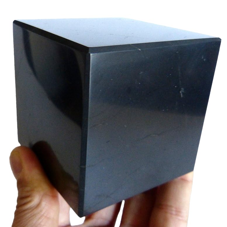 PIERRE DE SHUNGITE NATUREL 100% Russie (CUBE BRILLANT DE SHUNGITE DE 7CM)