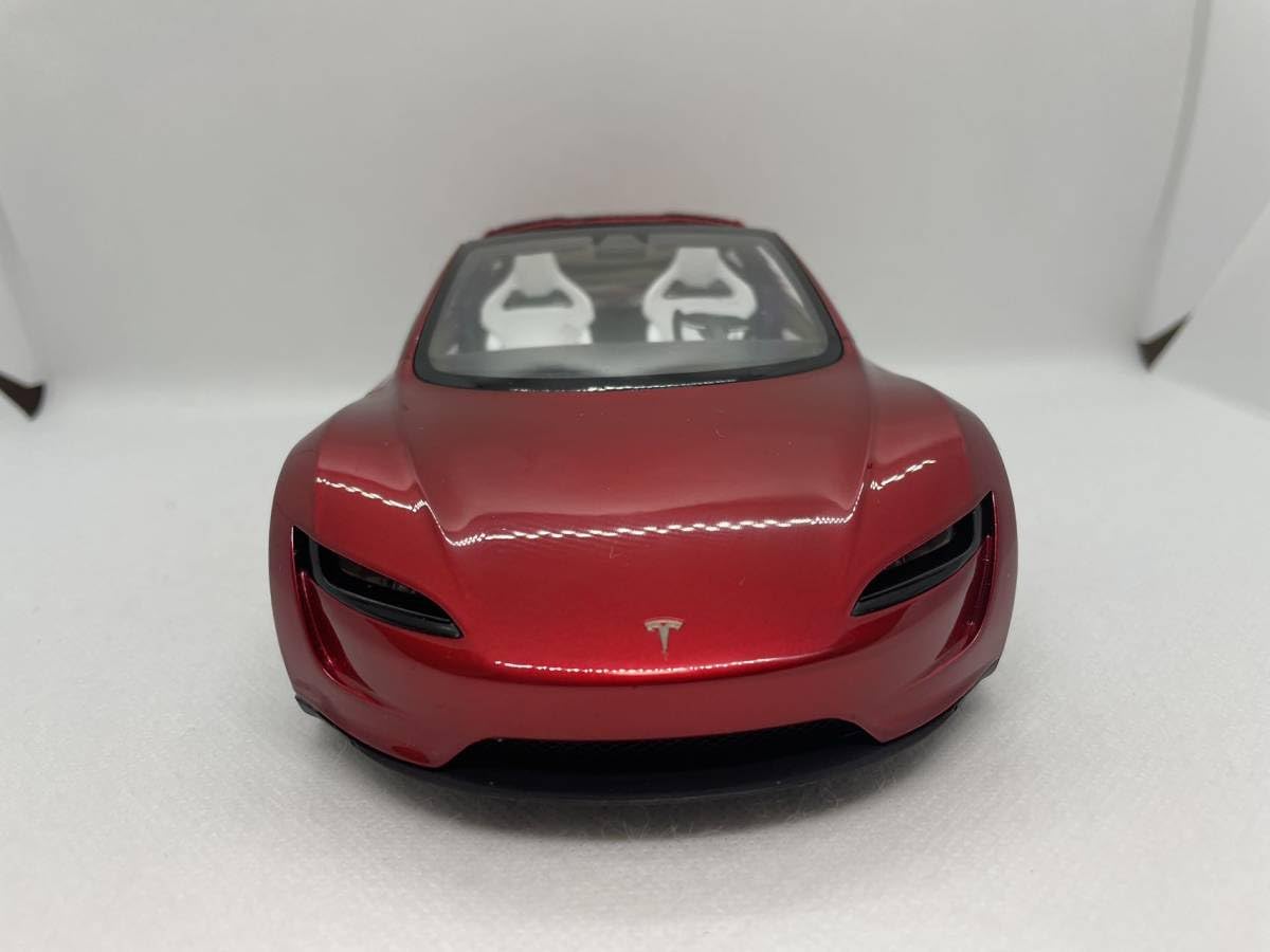 Amazon | テスラ 1/18 ロードスター Tesla Roadster レッド J03-01-024