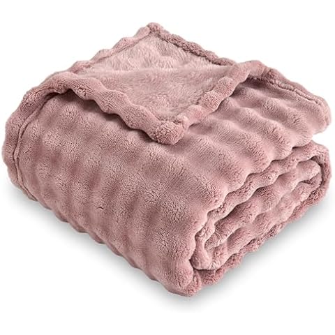 SOCHOW Dusty Pink Bubble Fleece Blanket for Couch, Super Soft Cozy Cute Throw Blanket for Women, Decorative Fuzzy Flannel Blanket, 60 x 80 Inches Cover