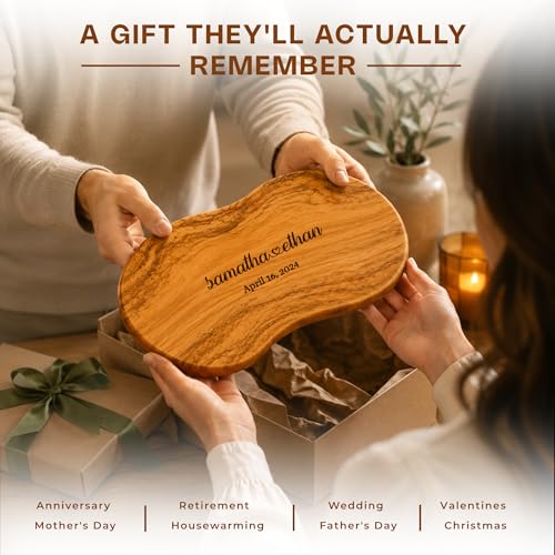 Personalized Olive Wood Cutting Board, Engraved Custom Family Name - Image 5