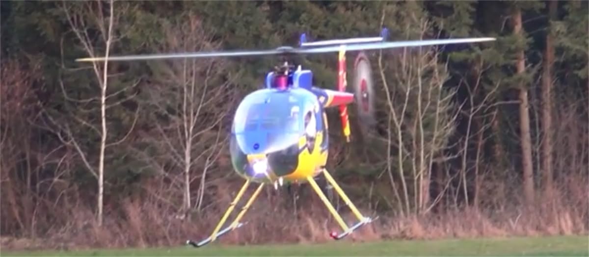 Amazon | 青黄赤塗装 MD-500E 800 ARF YBR RC ヘリコプター機体 V2