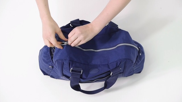 Amazon.com | Lily & Drew Nylon Travel Tote Cross-body Carry On Bag 