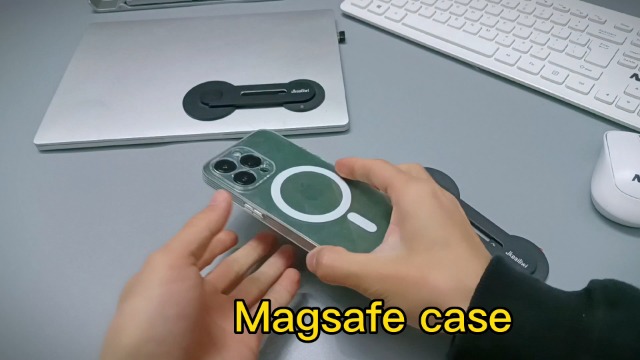 Amazon.com: Jkoailiwi Magnetic Laptop Phone Mount for Monitor's