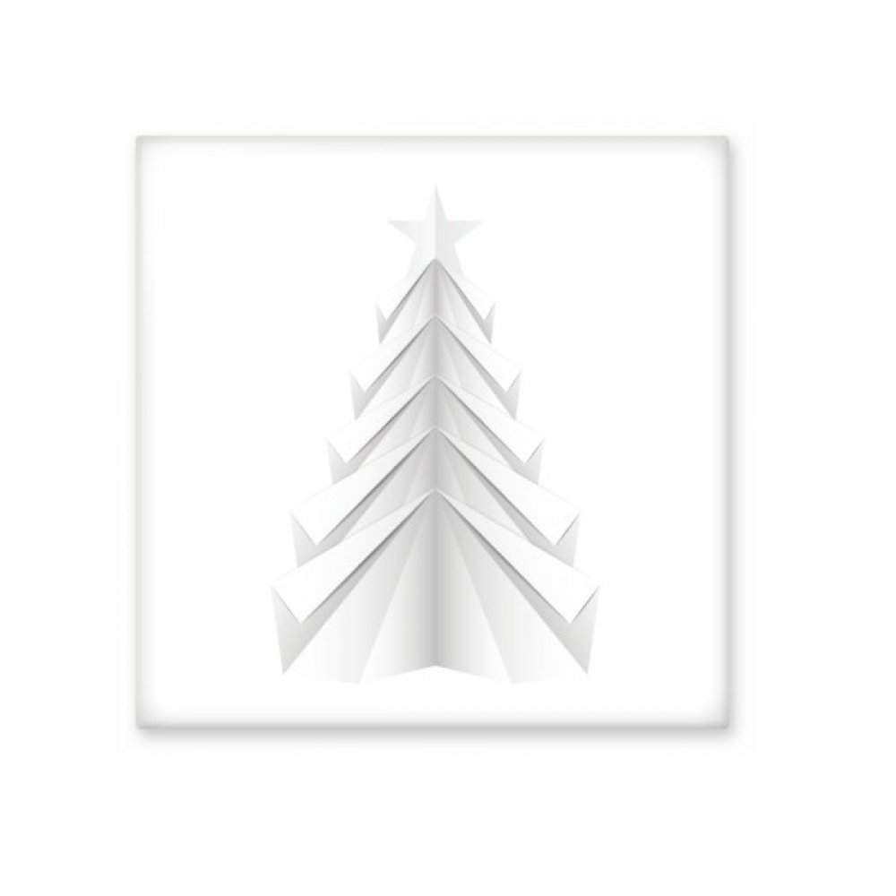 Carrelage origami sapin blanc brillant pour rompre la monotonie des murs