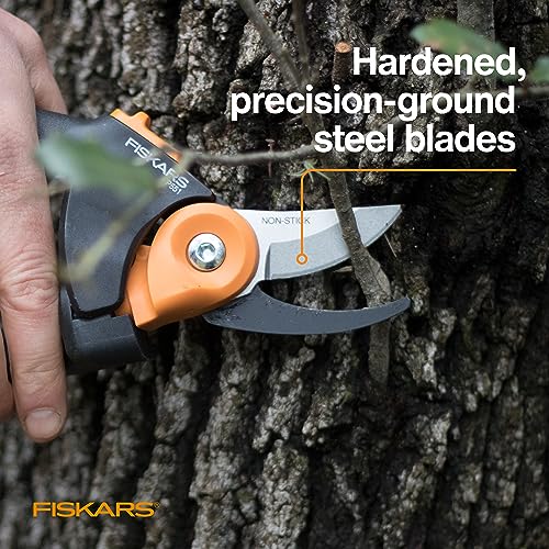 Image of Fiskars PowerGear2 Bypass Pruning Shears, 3 /4 inch Cut Capacity Garden Clippers | Patented Gear Technology Multiplies Power, Contoured Rolling Handle Reduces Hand Fatigue, Low-Friction Coated Steel Blade