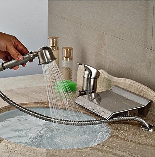 Mélangeur nickel brossé cascade avec douchette et commande double pour grand confort