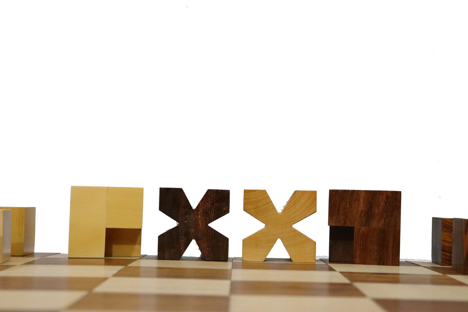 Schachfiguren, Bauhaus, Holz, 32 Figuren, 400g, 24 Monate Garantie