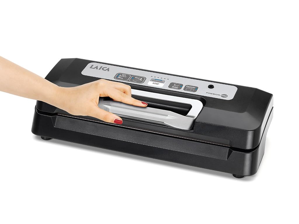 LAICA VT3119 Macchina Sottovuoto - Adatta per Cibi Secchi e Umidi - Mantiene i Cibi Freschi fino a 5 Volte Più a Lungo - Riduce gli Sprechi alimentari - 1 Rotolo per Sottovuoto Incluso