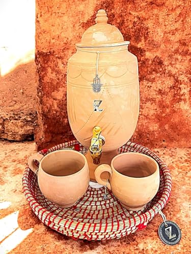 Jarre en terre cuite artisanale peinte avec plateau, l'élégance d'une table écoresponsable