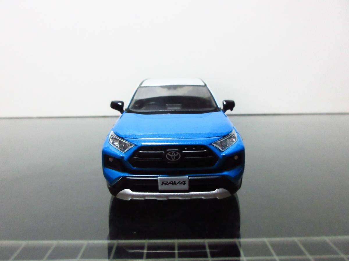 RAV4 ADVENTURE シアンメタリック カラーサンプル